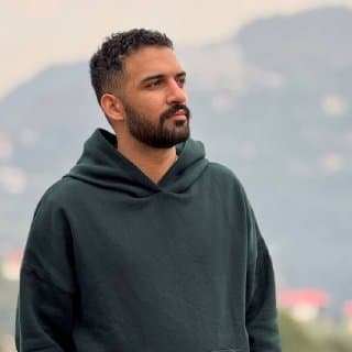 Namvar Yazdi